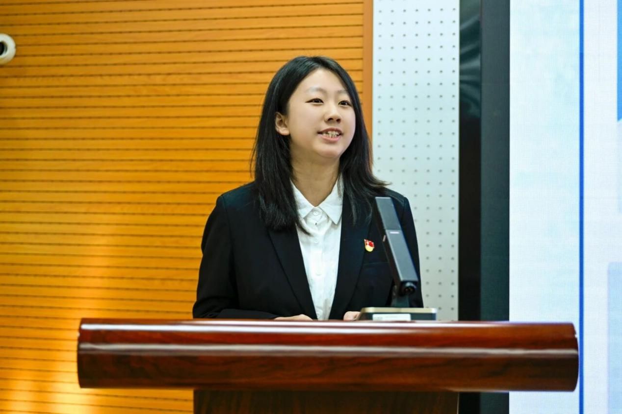 20a750348d0917ffa3f1e85e4d39d043